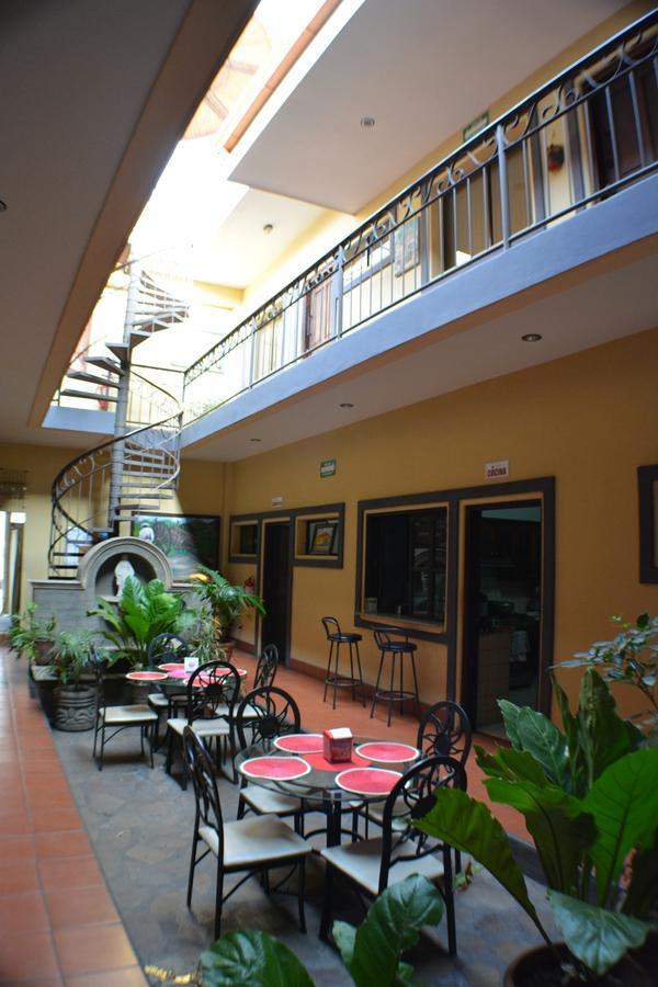 Hotel Los Balcones De Chinandega Buitenkant foto