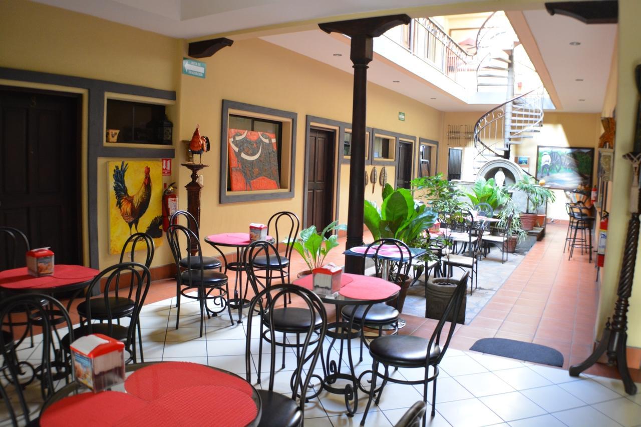 Hotel Los Balcones De Chinandega Buitenkant foto
