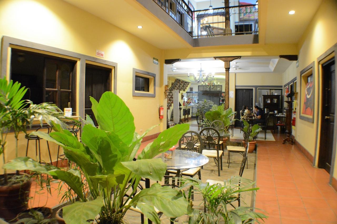 Hotel Los Balcones De Chinandega Buitenkant foto