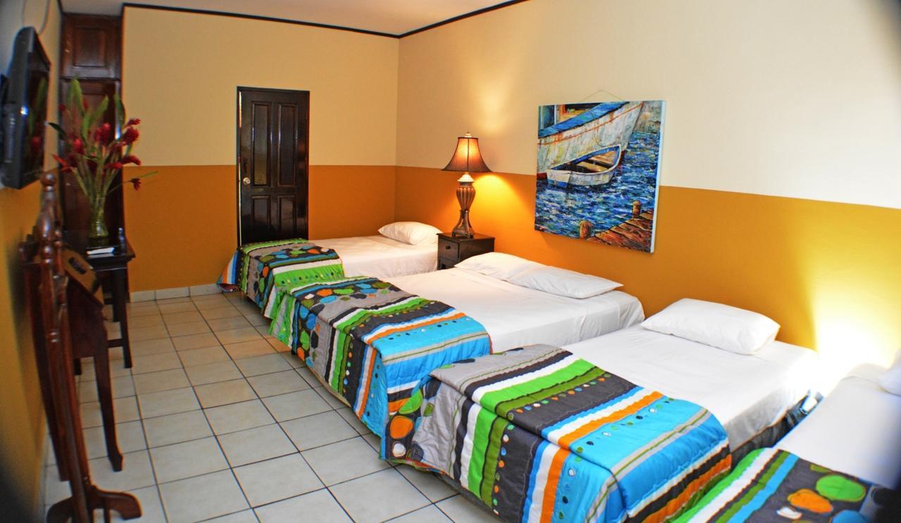 Hotel Los Balcones De Chinandega Kamer foto