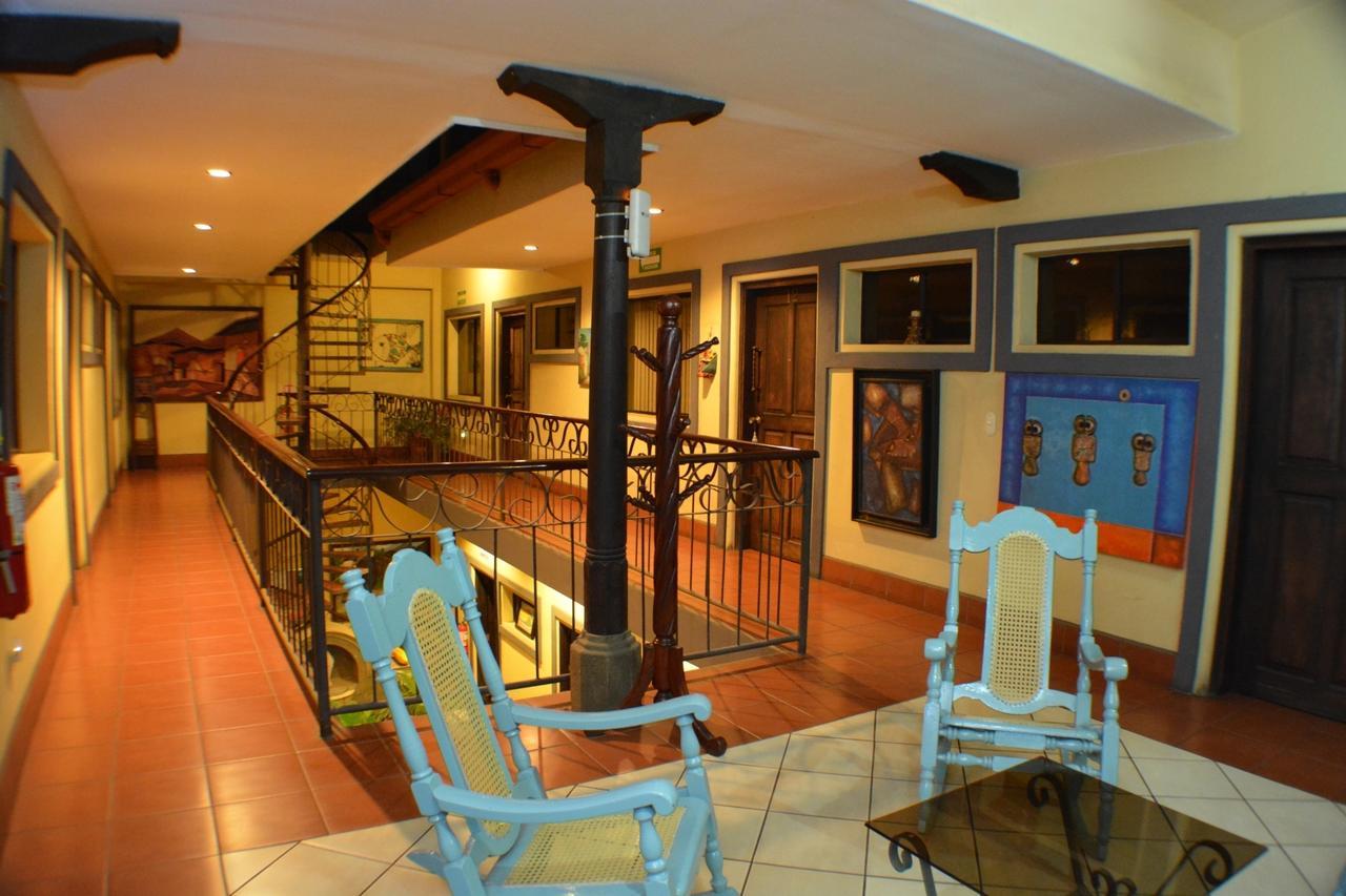 Hotel Los Balcones De Chinandega Buitenkant foto